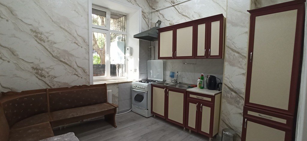 60 m<sup>2</sup> ofis icarəyə verilir, Nəriman Nərimanov m.-16