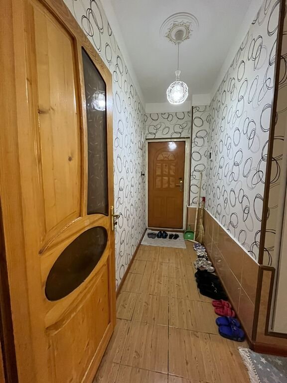 Kirayə verilir 1 otaqlı köhnə tikili, 51 m², Hövsan-2