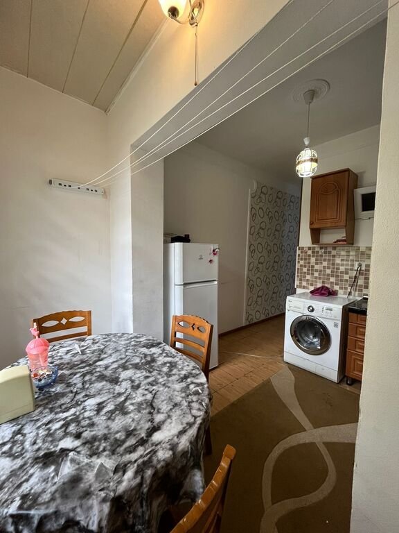 Kirayə verilir 1 otaqlı köhnə tikili, 51 m², Hövsan-8