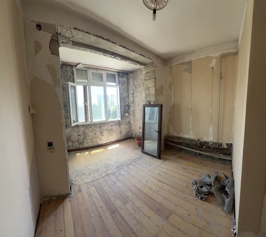 Satılır 1 otaqlı köhnə tikili, 42 m², Buzovna-1