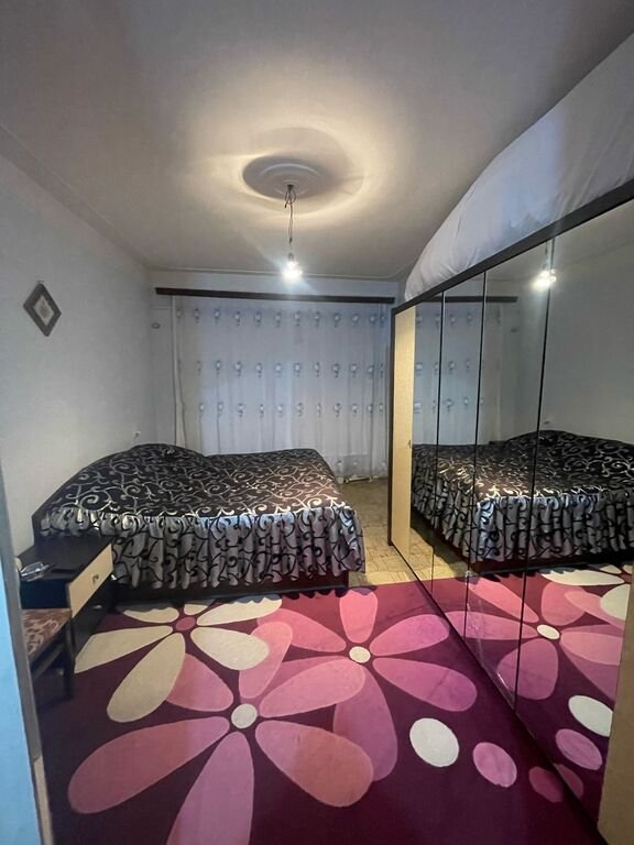 Satılır 3 otaqlı köhnə tikili, 80 m², Memar Əcəmi m.-4