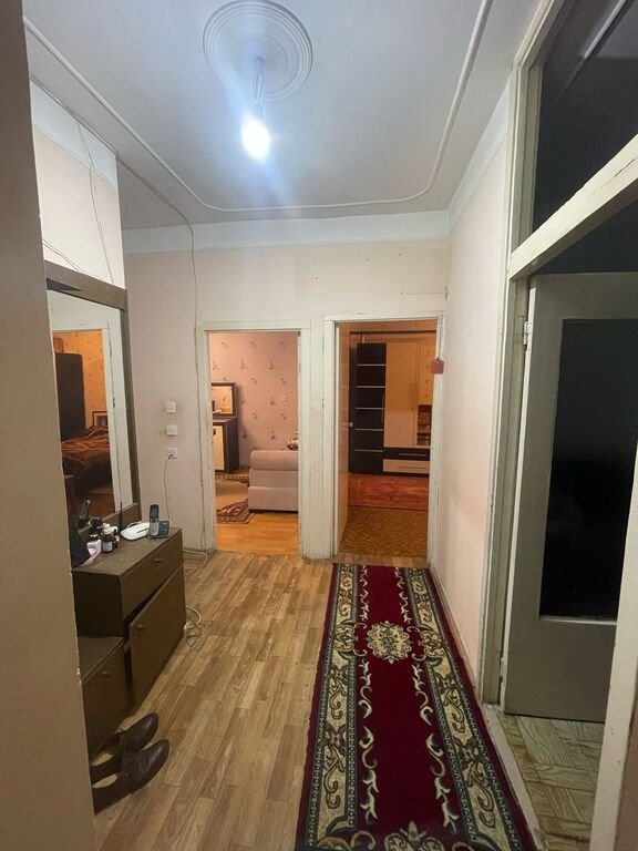 Satılır 3 otaqlı köhnə tikili, 80 m², Memar Əcəmi m.-9