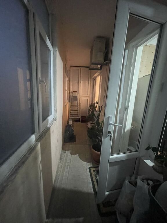 Satılır 3 otaqlı köhnə tikili, 80 m², Memar Əcəmi m.-12