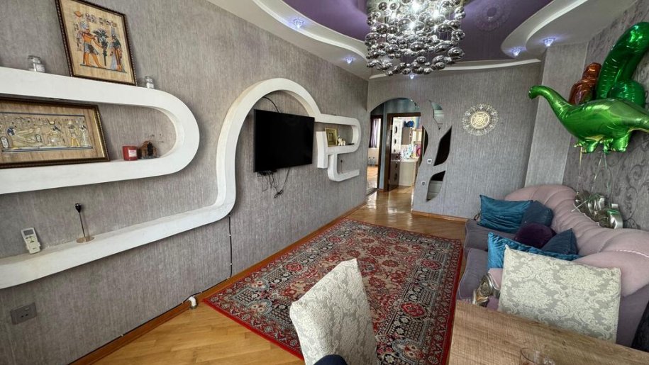 Satılır 3 otaqlı köhnə tikili, 88 m², Memar Əcəmi m.-3