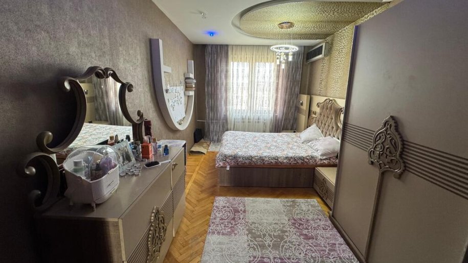 Satılır 3 otaqlı köhnə tikili, 88 m², Memar Əcəmi m.-6