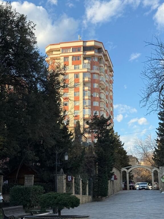 Kirayə verilir 3 otaqlı yeni tikili, 150 m², Sahil m.-8
