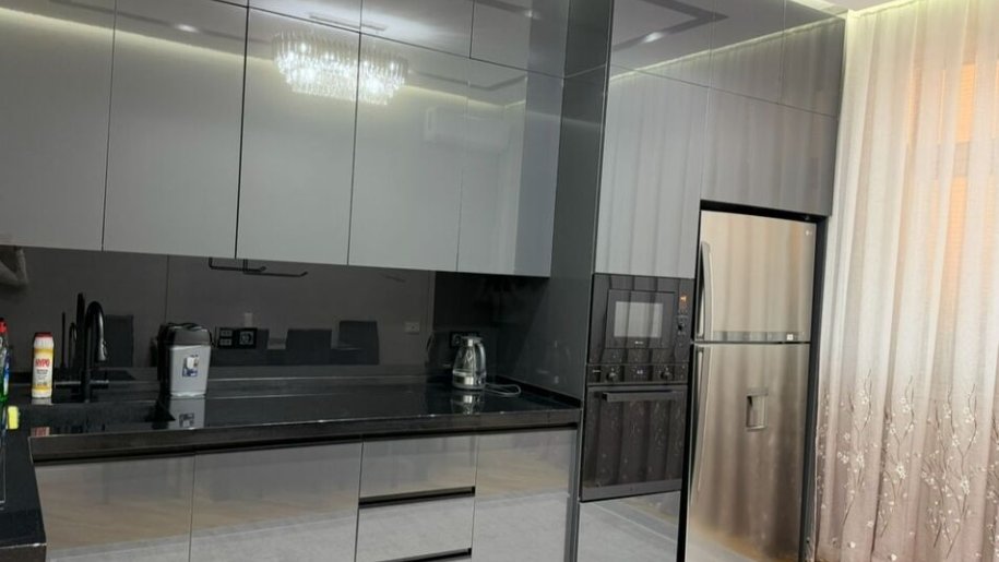 Kirayə verilir 3 otaqlı yeni tikili, 150 m², Sahil m.-11
