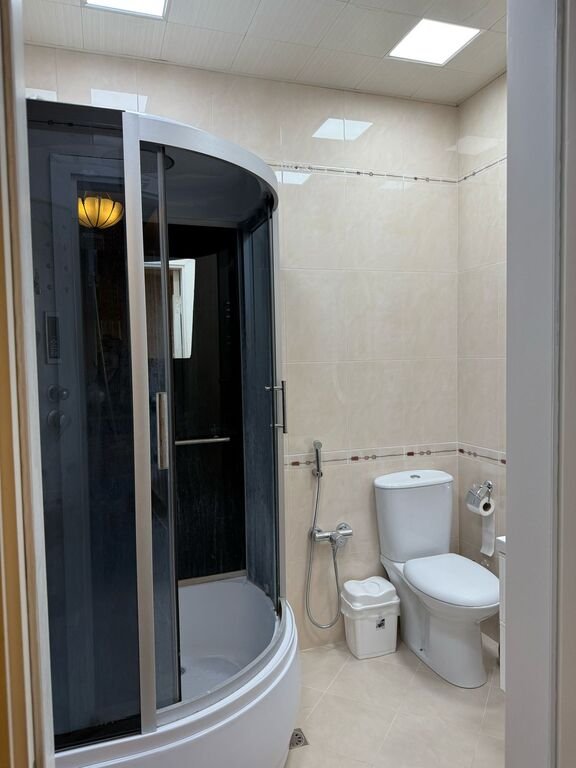 Kirayə verilir 3 otaqlı yeni tikili, 150 m², Sahil m.-21
