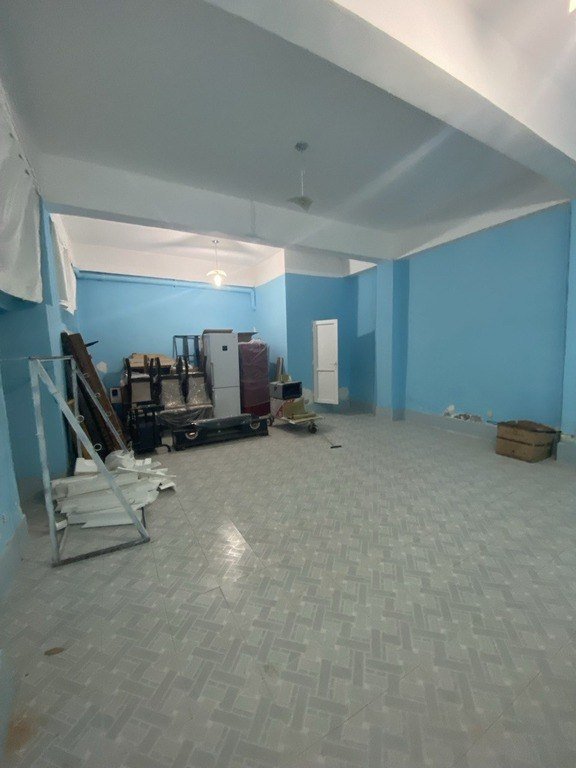 61 m<sup>2</sup> ofis satılır, Mingəçevir-5