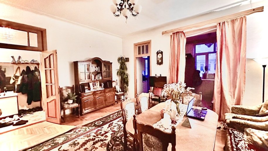 Satılır 3 otaqlı köhnə tikili, 70 m², İçərişəhər m.-1