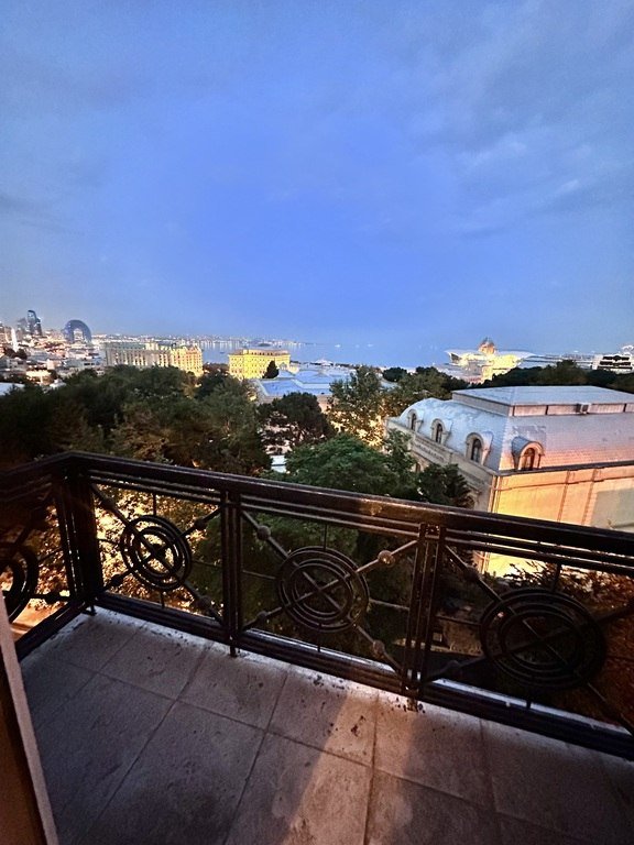 Satılır 3 otaqlı köhnə tikili, 70 m², İçərişəhər m.-3
