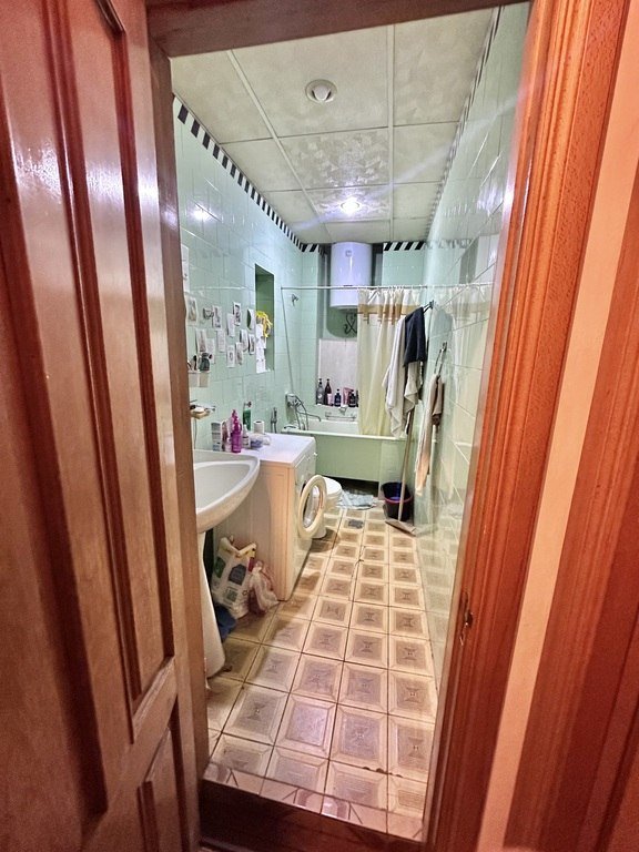 Satılır 3 otaqlı köhnə tikili, 70 m², İçərişəhər m.-11