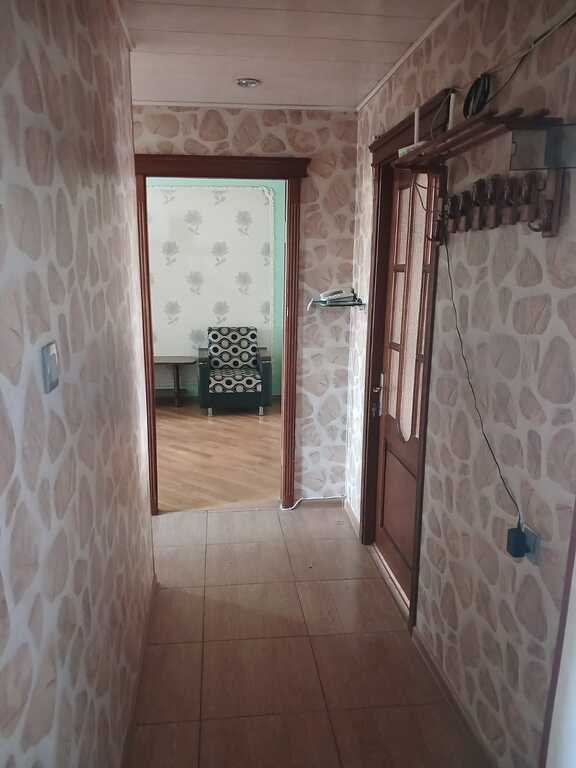 Kirayə verilir 3 otaqlı köhnə tikili, 70 m², Neftçilər m.-9