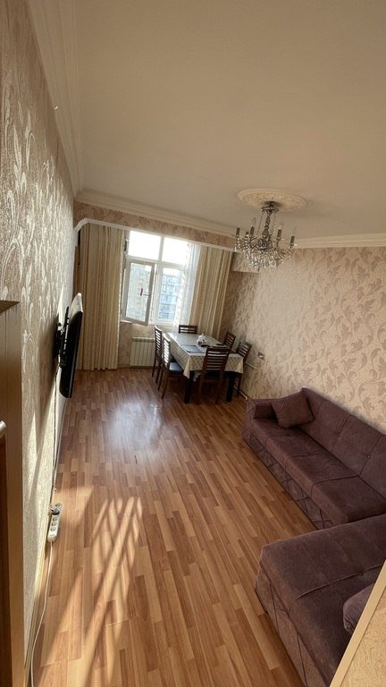 Satılır 2 otaqlı köhnə tikili, 42 m², Həzi Aslanov m.-1