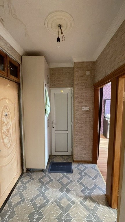 Satılır 2 otaqlı köhnə tikili, 42 m², Həzi Aslanov m.-3
