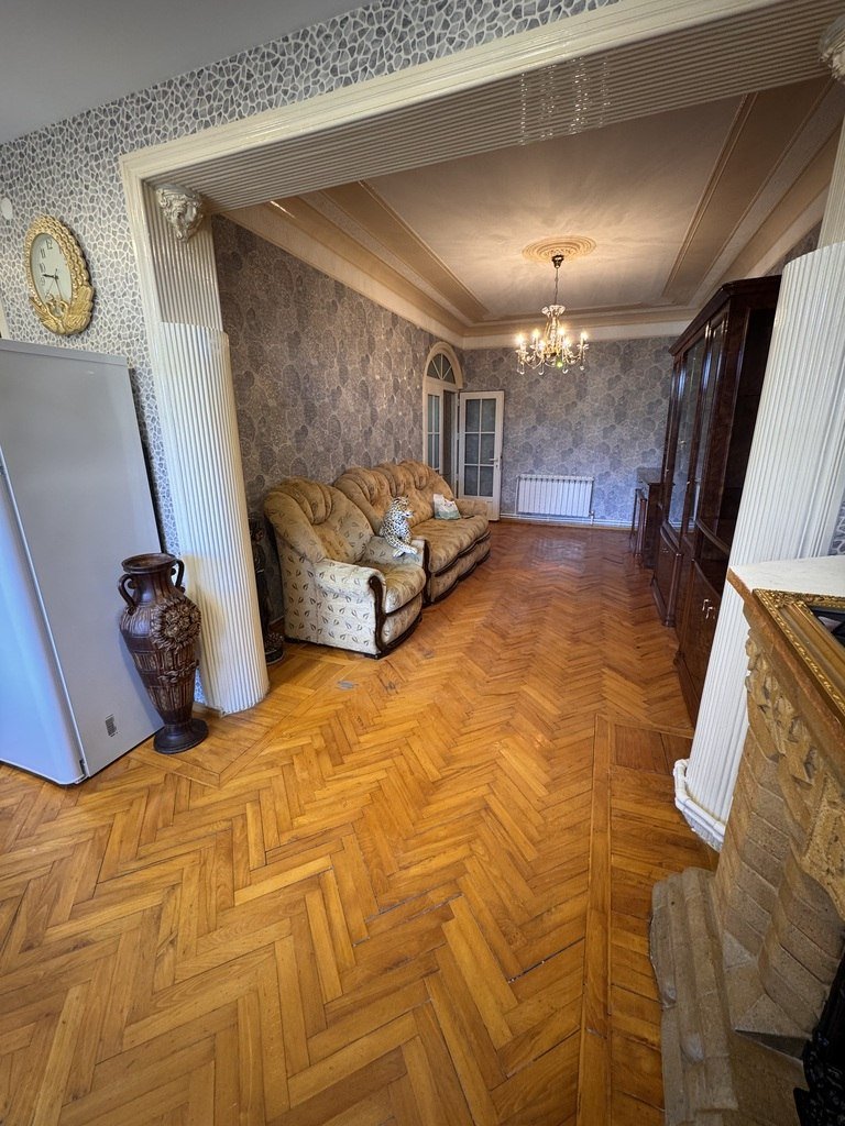 Kirayə verilir 2 otaqlı köhnə tikili, 75 m², Böyükşor-1