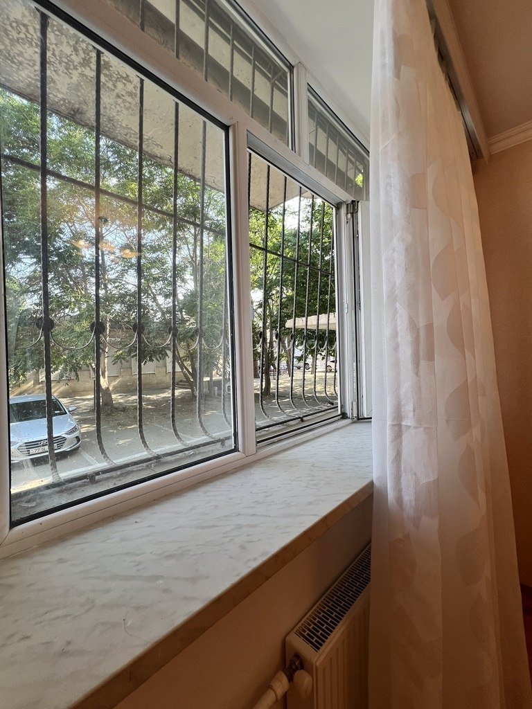 Satılır 3 otaqlı köhnə tikili, 65 m², Azadlıq Prospekti m.-13