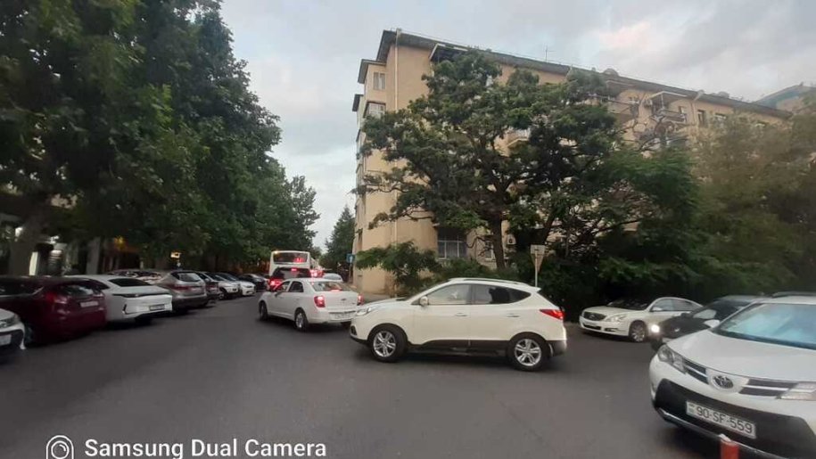 Satılır 3 otaqlı köhnə tikili, 80 m², Nizami m.-1