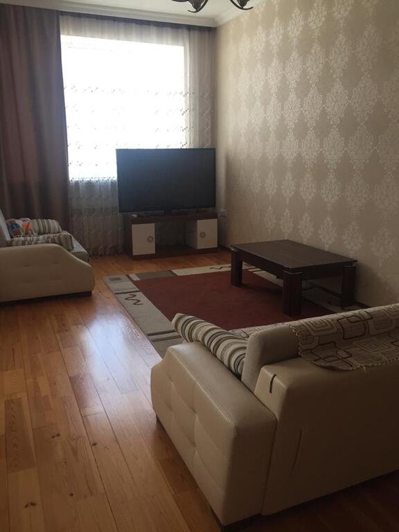 Kirayə verilir 3 otaqlı yeni tikili, 100 m², Elmlər Akademiyası m.-1