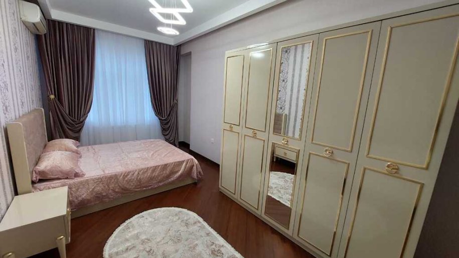 Kirayə verilir 2 otaqlı yeni tikili, 81 m², Gənclik m.-7