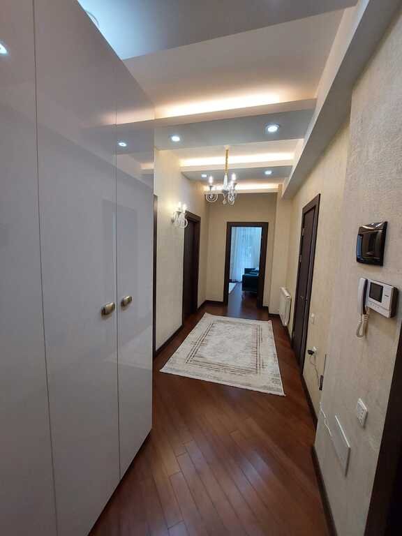 Kirayə verilir 2 otaqlı yeni tikili, 81 m², Gənclik m.-10