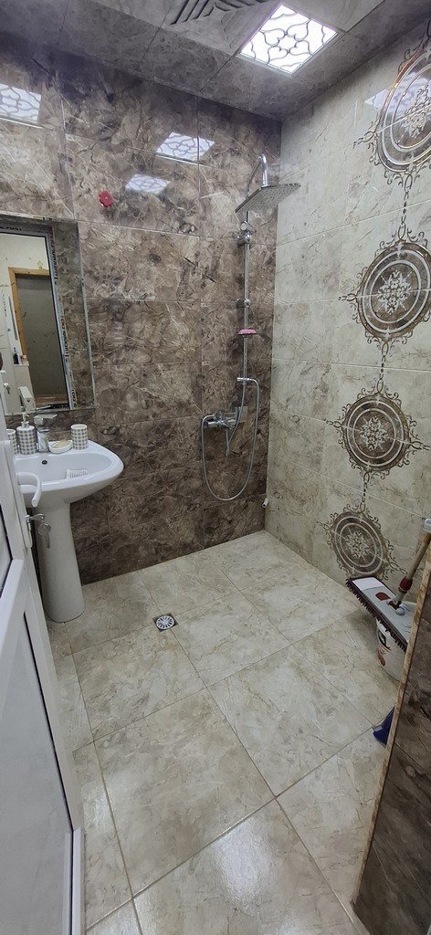 Kirayə verilir 4 otaqlı köhnə tikili, 120 m², Gəncə-16