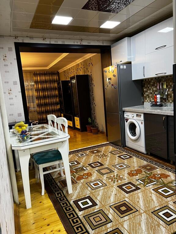 Satılır 3 otaqlı köhnə tikili, 80 m², Əhmədli m.-14