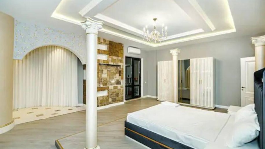 Kirayə verilir 4 otaqlı yeni tikili, 220 m², İçərişəhər m.-6