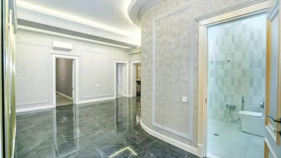 Kirayə verilir 4 otaqlı yeni tikili, 220 m², İçərişəhər m.-13