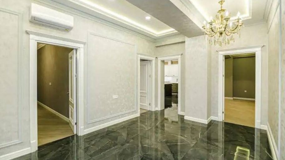 Kirayə verilir 4 otaqlı yeni tikili, 220 m², İçərişəhər m.-14
