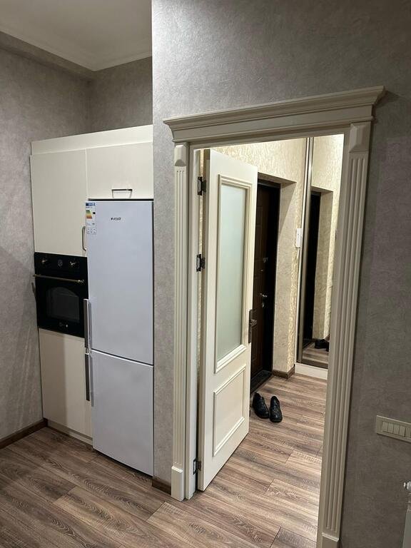 Kirayə verilir 3 otaqlı yeni tikili, 100 m², 28 May m.-7