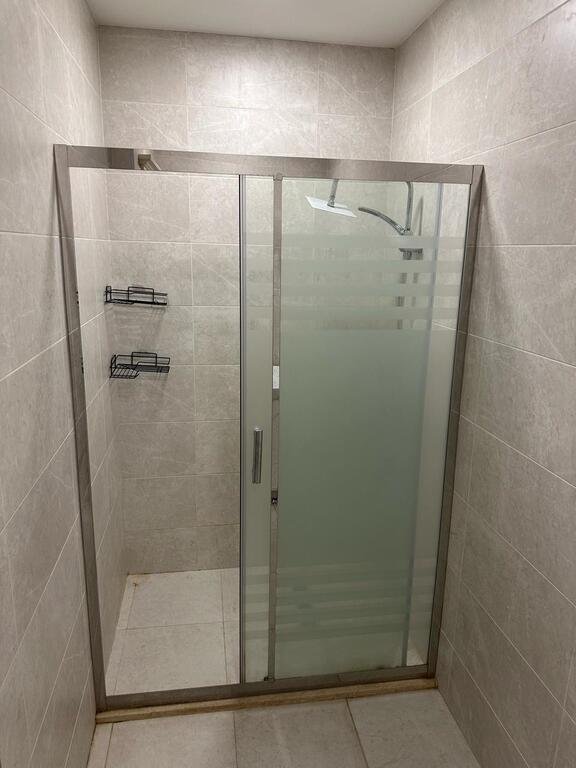 Kirayə verilir 3 otaqlı yeni tikili, 100 m², 28 May m.-13