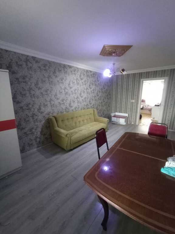 Kirayə verilir 2 otaqlı köhnə tikili, 45 m², Neftçilər m.-3