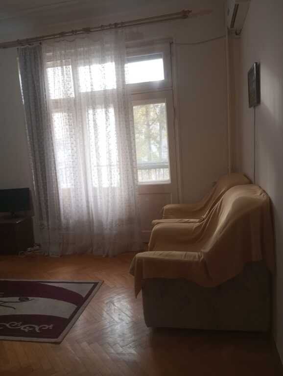 Kirayə verilir 1 otaqlı köhnə tikili, 40 m², 28 May m.-2