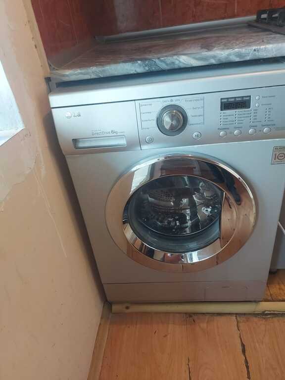 Kirayə verilir 3 otaqlı köhnə tikili, 80 m², İnşaatçılar m.-7