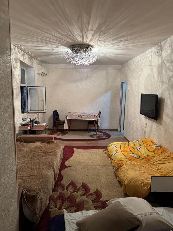 Kirayə verilir 1 otaqlı köhnə tikili, 35 m², 28 May m.-1