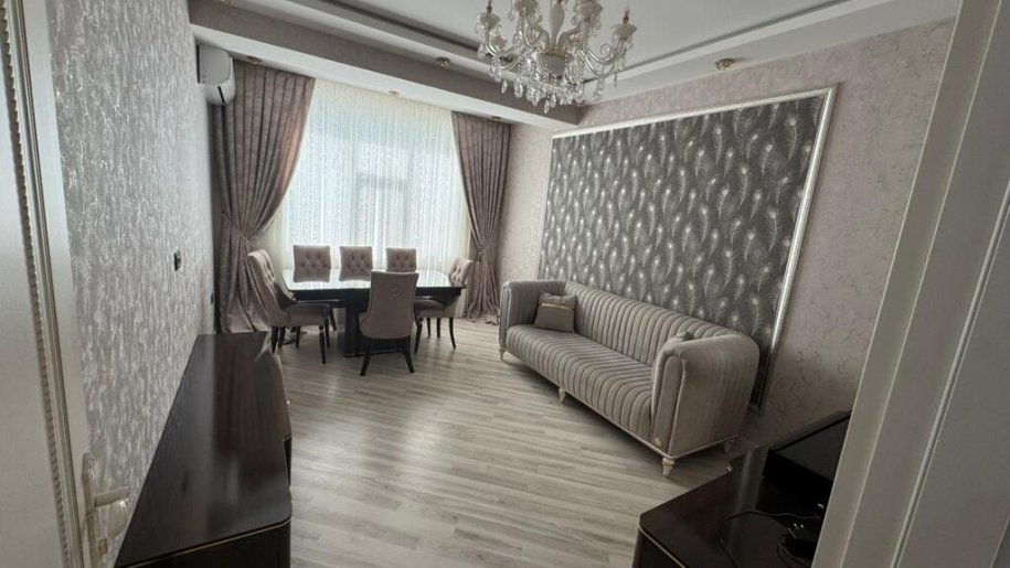 Kirayə verilir 4 otaqlı yeni tikili, 140 m², Badamdar-1