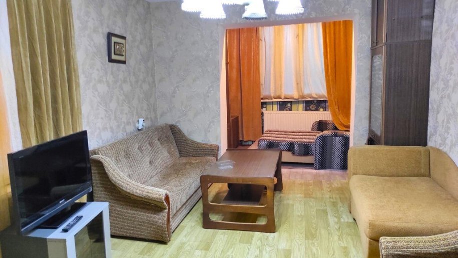 Kirayə verilir 1 otaqlı köhnə tikili, 50 m², İçərişəhər m.-1