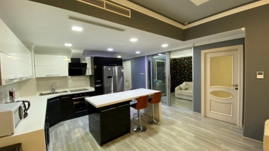 Kirayə verilir 3 otaqlı yeni tikili, 90 m², 28 May m.-9