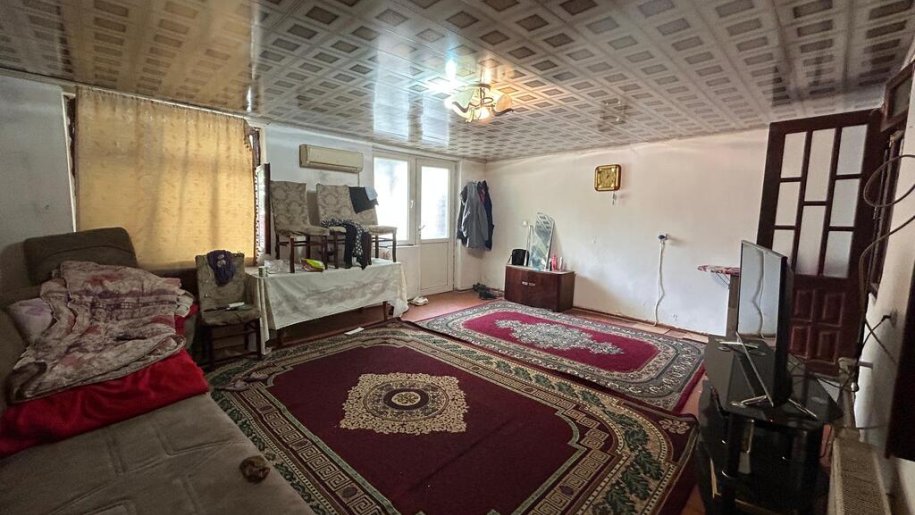Satılır 4 otaqlı köhnə tikili, 100 m², İnşaatçılar m.-3