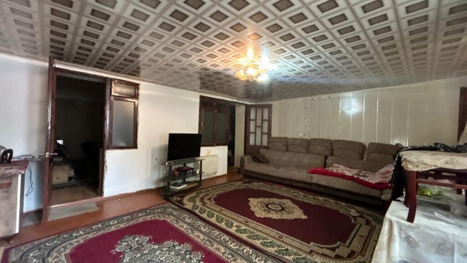 Satılır 4 otaqlı köhnə tikili, 100 m², İnşaatçılar m.-4