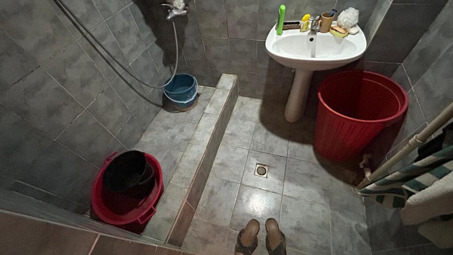 Satılır 4 otaqlı köhnə tikili, 100 m², İnşaatçılar m.-18