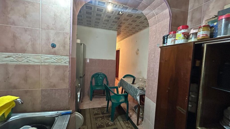 Satılır 4 otaqlı köhnə tikili, 100 m², İnşaatçılar m.-21