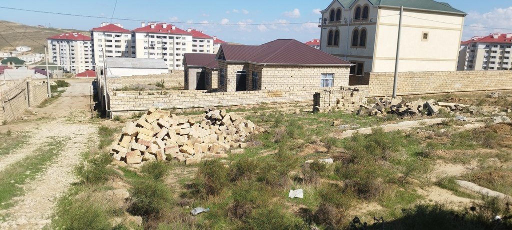 4 sot torpaq satılır, Hökməli-2