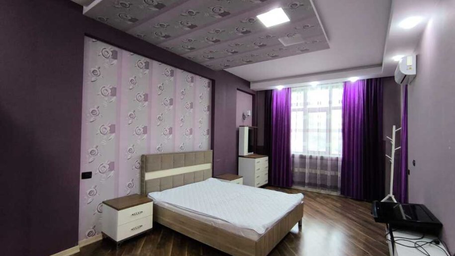 Kirayə verilir 4 otaqlı yeni tikili, 210 m², Nizami m.-9