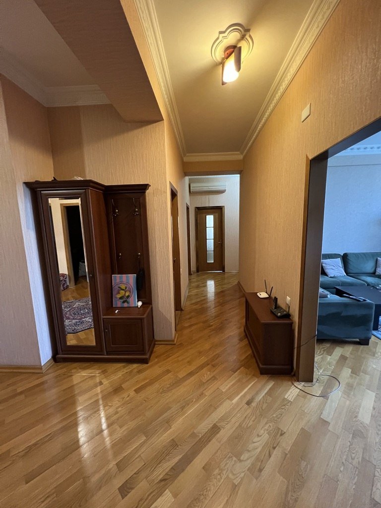 Satılır 4 otaqlı yeni tikili, 173 m², Nəsimi-11