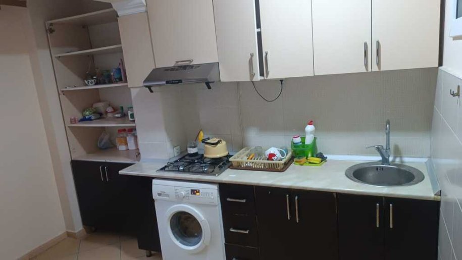 Kirayə verilir 3 otaqlı köhnə tikili, 65 m², Azadlıq Prospekti m.-5