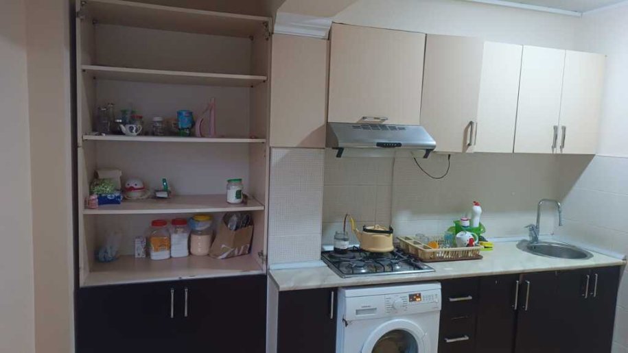 Kirayə verilir 3 otaqlı köhnə tikili, 65 m², Azadlıq Prospekti m.-8