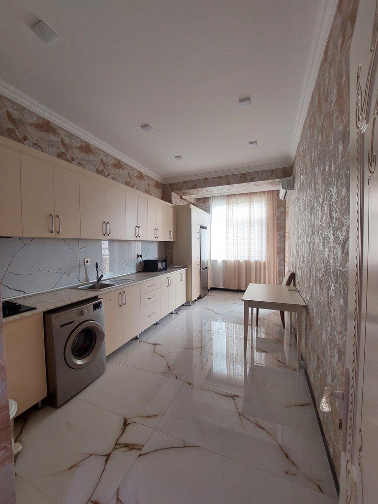 Kirayə verilir 3 otaqlı yeni tikili, 115 m², Qara Qarayev m.-8