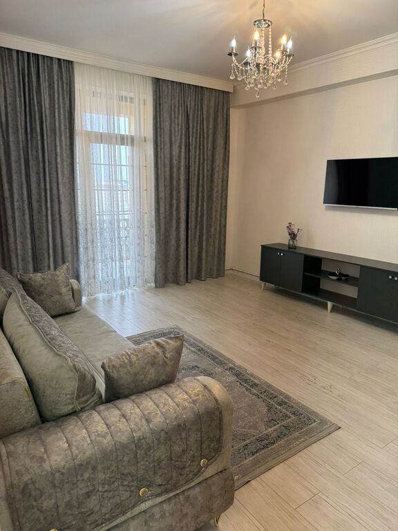 Kirayə verilir 2 otaqlı yeni tikili, 45 m², 28 May m.-1